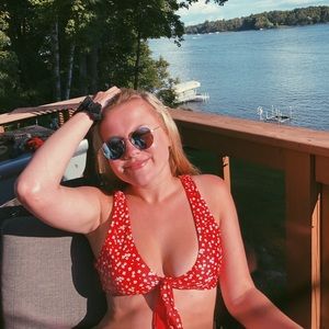 Meet your Posher, Addie